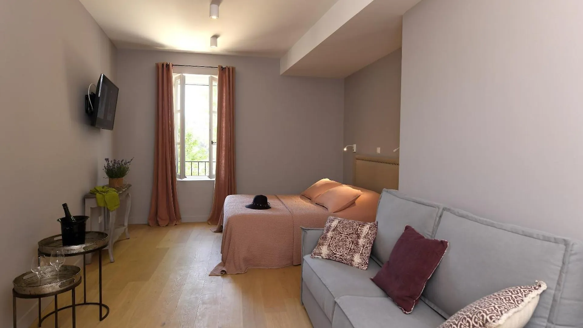 Bed & Breakfast Domaine Perréal Les Chambres Gargas